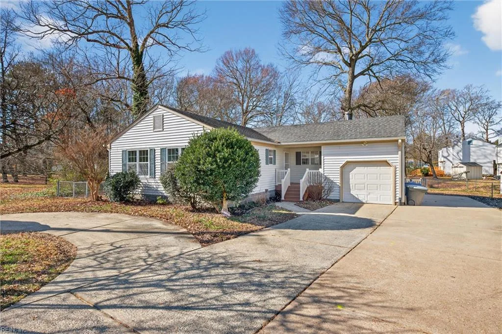 665 Harpersville Rd, Newport News — photo