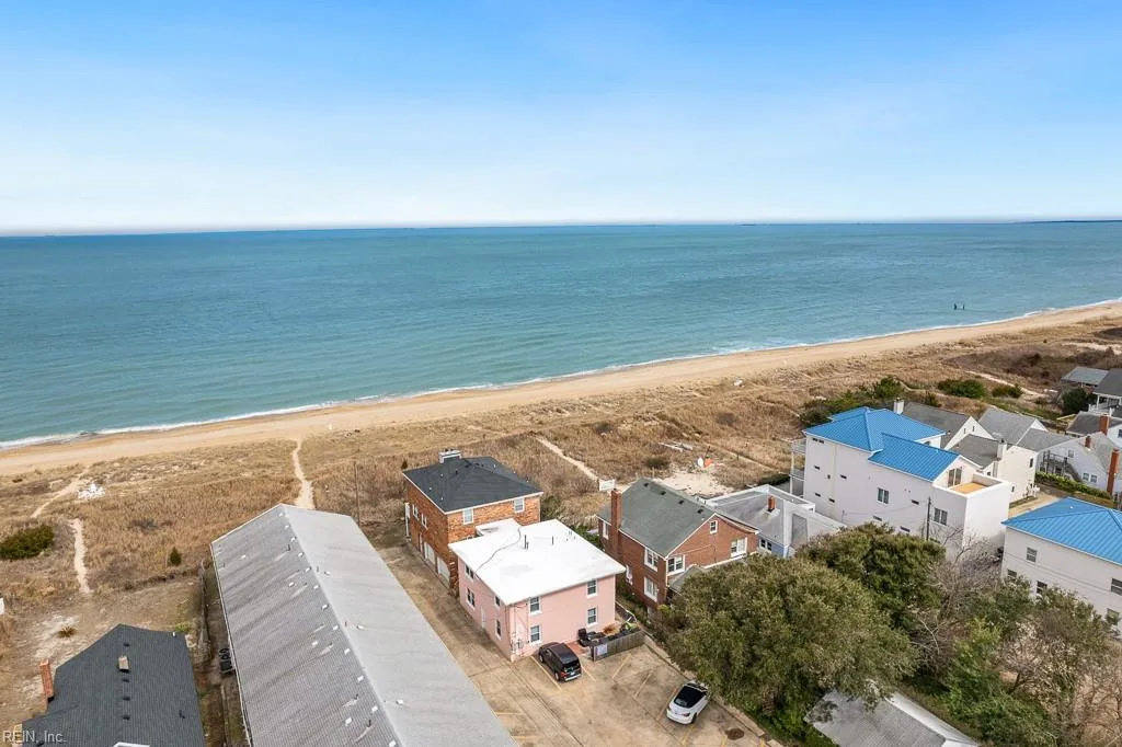 1424 E Ocean View Ave #A, Norfolk — photo