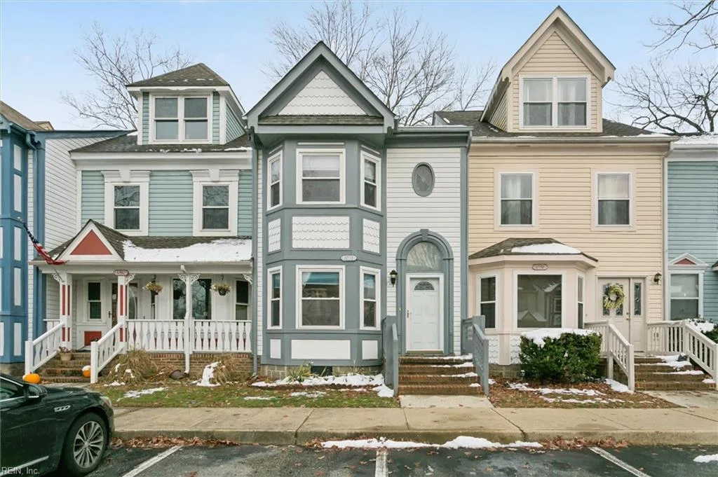 1058 Palmerton DR, NEWPORTNEWS VA 23602