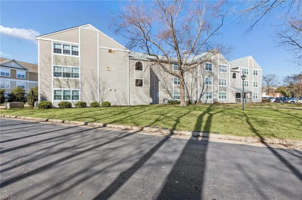 17 Cape Dorey DR #3A, HAMPTON VA 23666