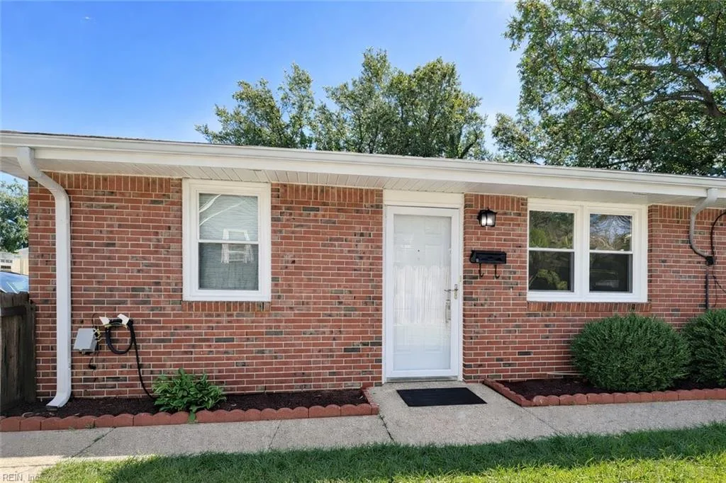 1121 Modoc Ave #A, Norfolk — photo