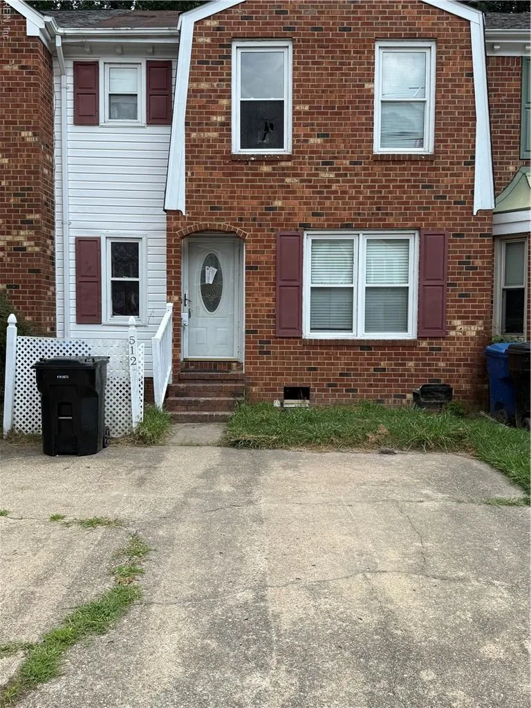 512 Mulligan DR, VIRGINIABEACH VA 23462