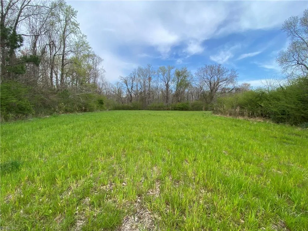 1916 Land Of Promise RD, CHESAPEAKE VA 23322