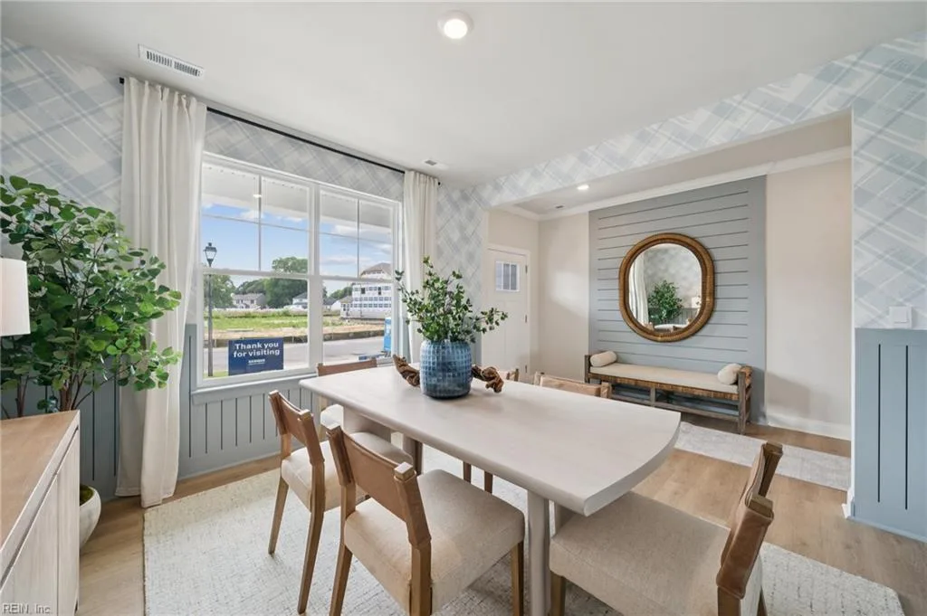 960 Intracoastal Way, Chesapeake — photo