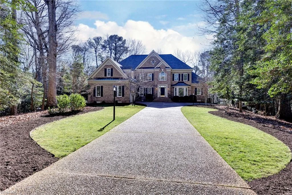 174 Point Heron Dr, Newport News — photo