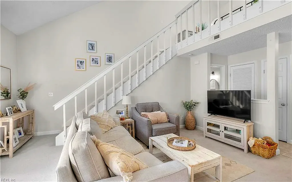 405 Harbour Pt #305, Virginia Beach — photo