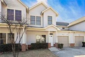 200 Seasons Cir #803, Suffolk — photo
