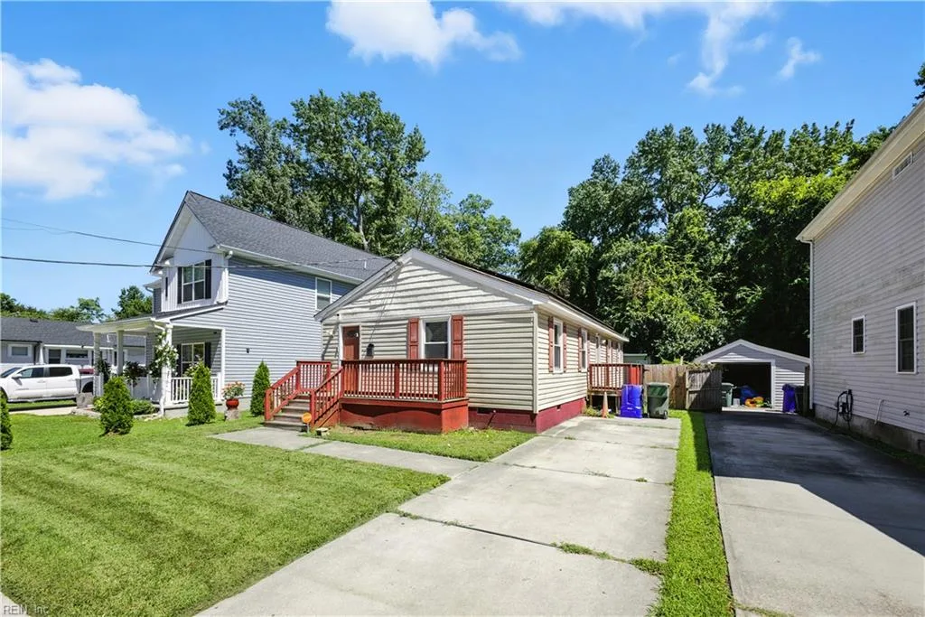 2826 Lens AVE, NORFOLK VA 23509