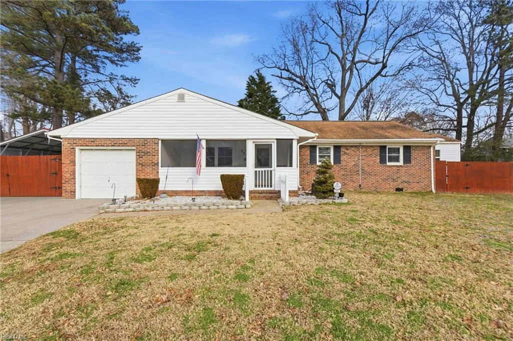 221 Hahn PL, NEWPORTNEWS VA 23602