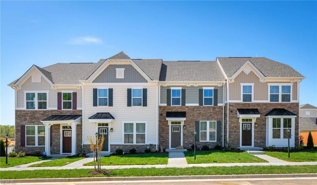 208 REIDS PLACE DR, SUFFOLK VA 23434