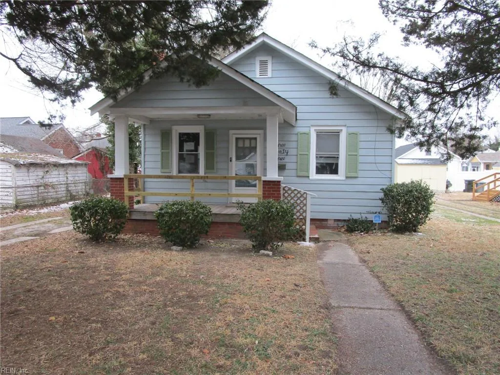 373 SCHLEY AVE, HAMPTON VA 23661