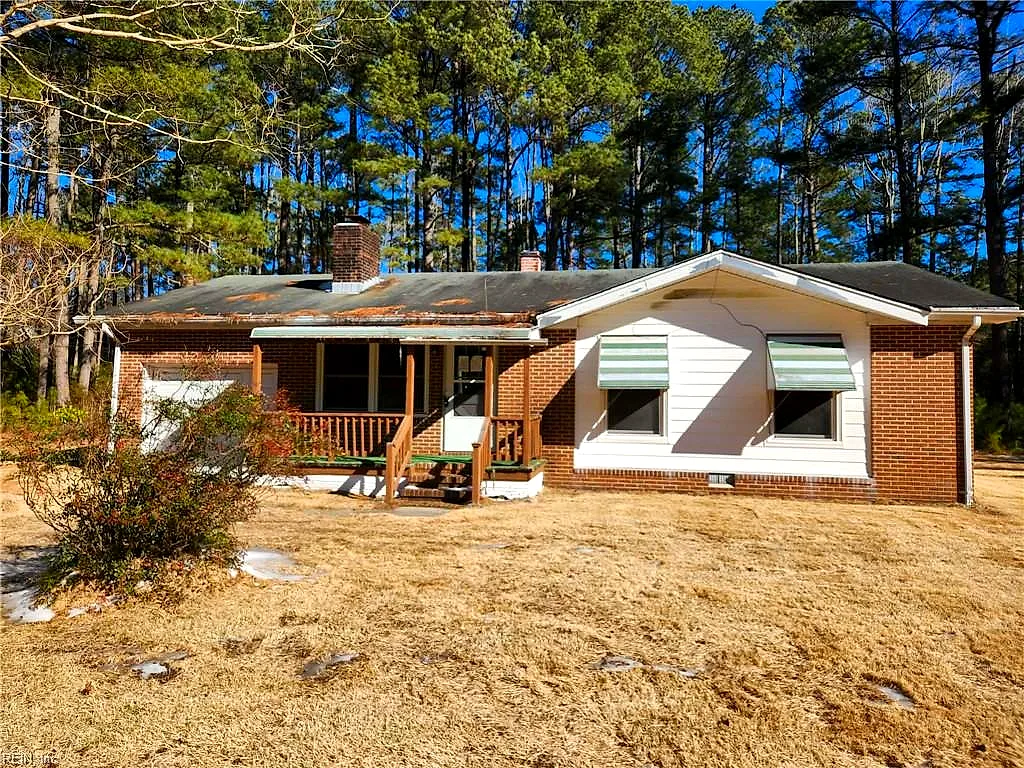 9113 George Wash Memorial Hwy, Gloucester — photo