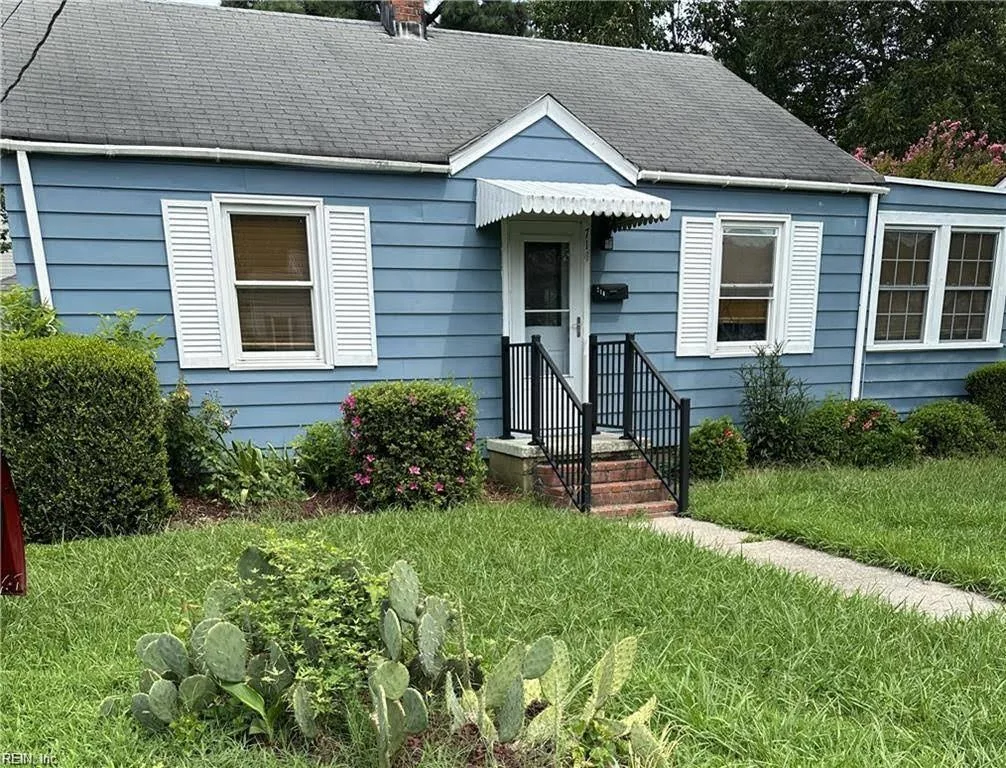 714 Grove ST, HAMPTON VA 23664