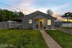 2402 Sunset Dr, Chesapeake — photo