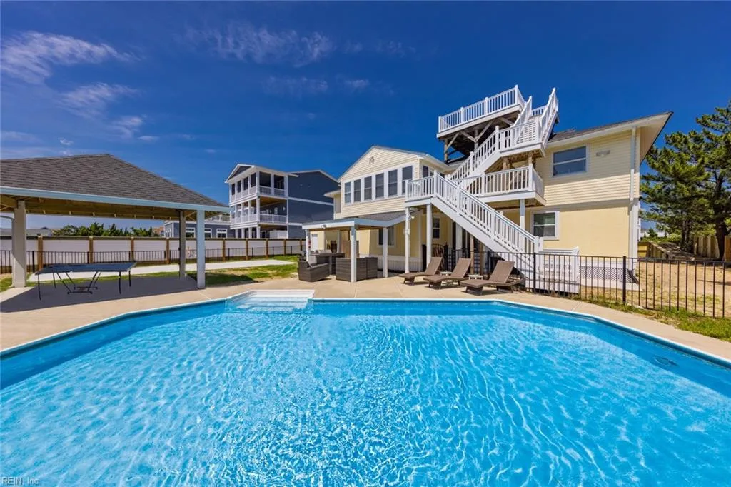 3421 Sandfiddler RD, VIRGINIABEACH VA 23456