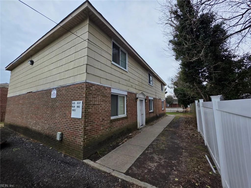 941 Holladay ST, PORTSMOUTH VA 23704