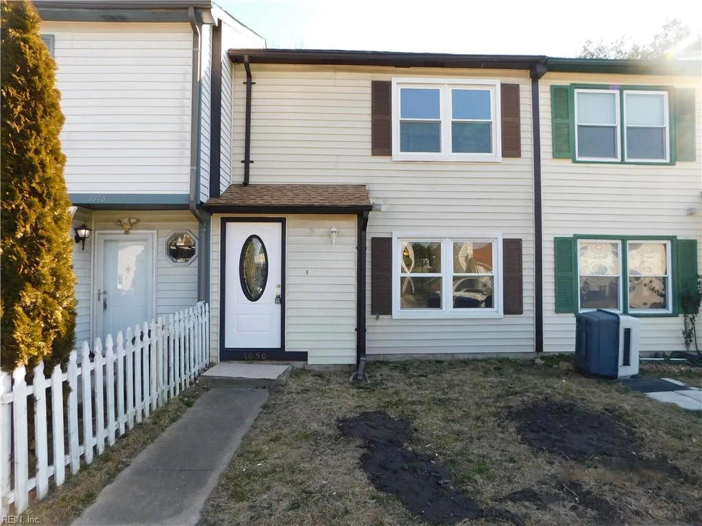 1050 Commonwealth Pl, Virginia Beach — photo