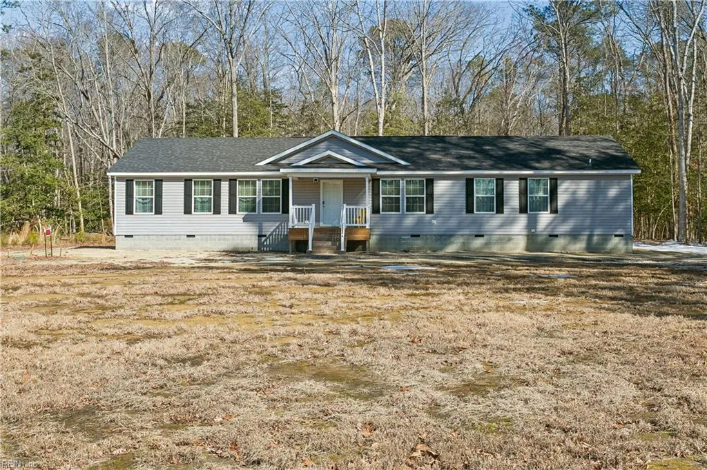 8695 George Washington Memorial Hwy, Gloucester — photo