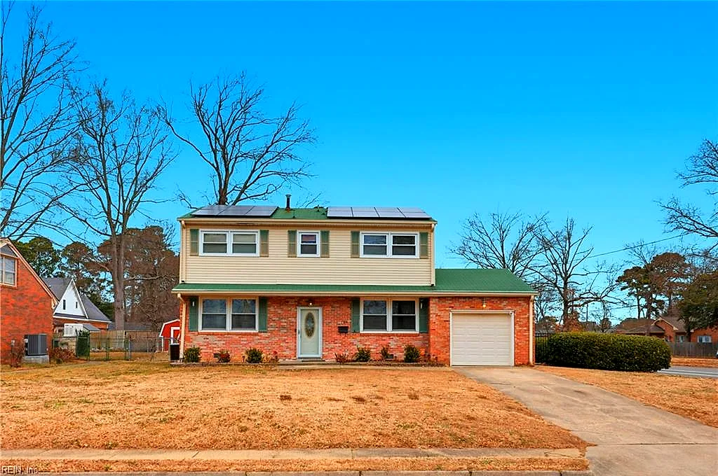 100 Bramston Dr, Hampton — photo