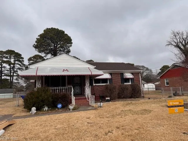 916 Warfield Dr, Portsmouth — photo