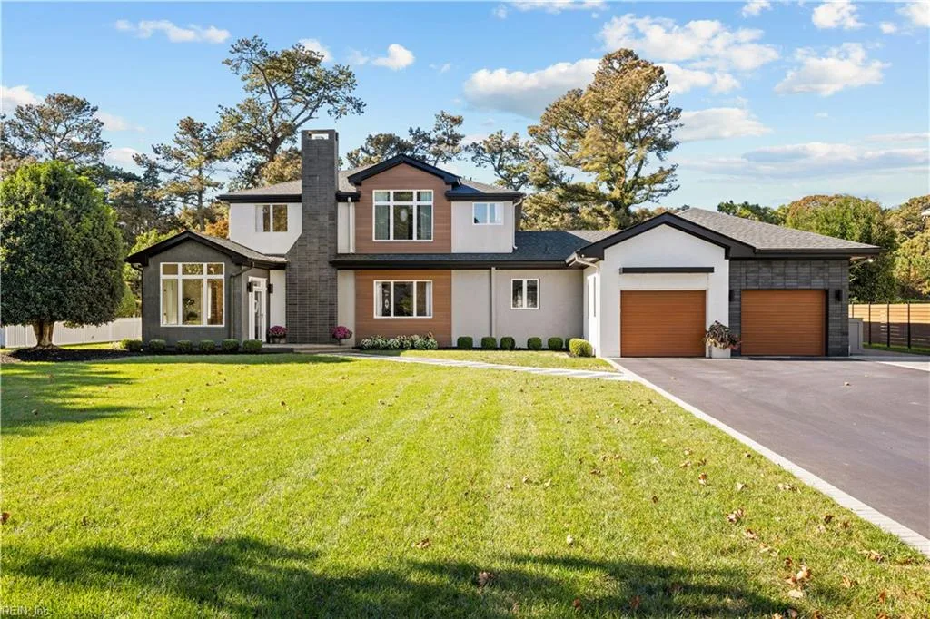102 Holly CRES, VIRGINIABEACH VA 23451