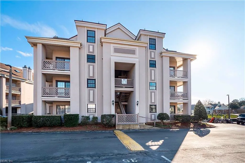423 Harbour Pt #102, Virginia Beach — photo