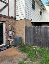 108 Tyburn Ct, Hampton — photo