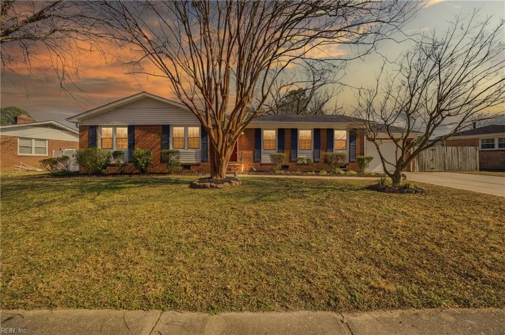 2869 East Point Dr, Chesapeake — photo