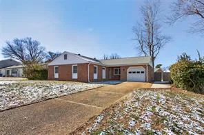 521 Helm Dr, Newport News — photo