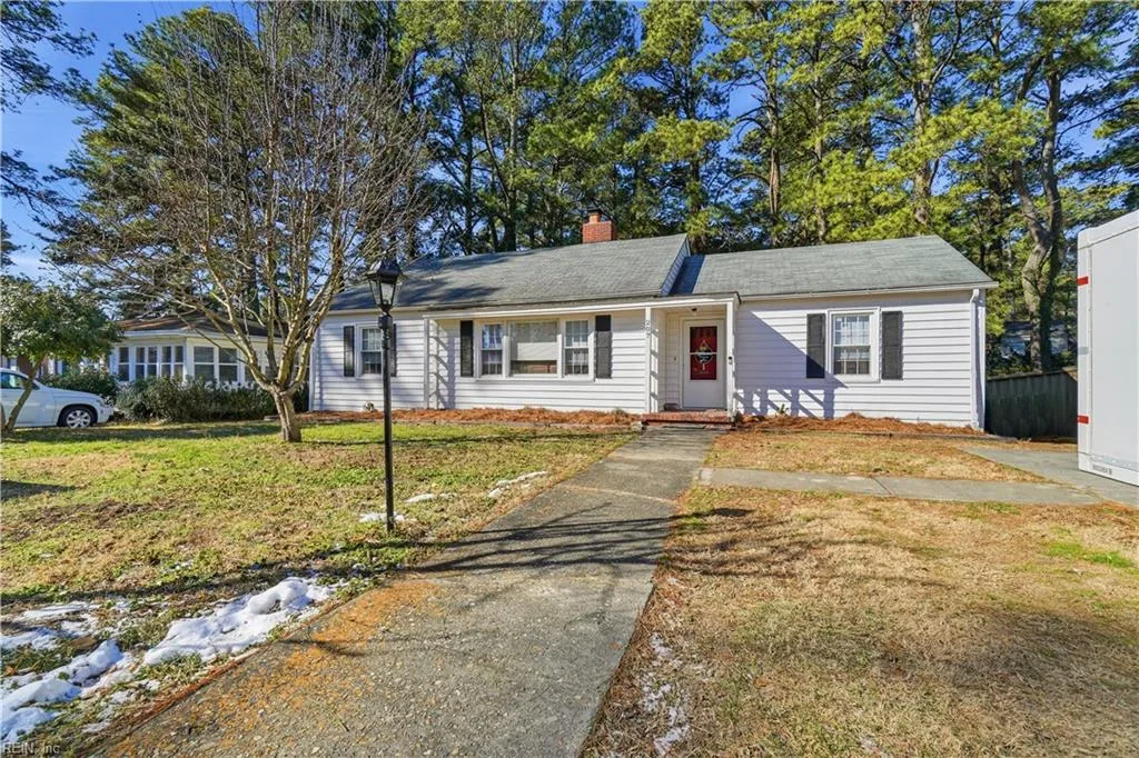 207 Causey Ave, Suffolk — photo