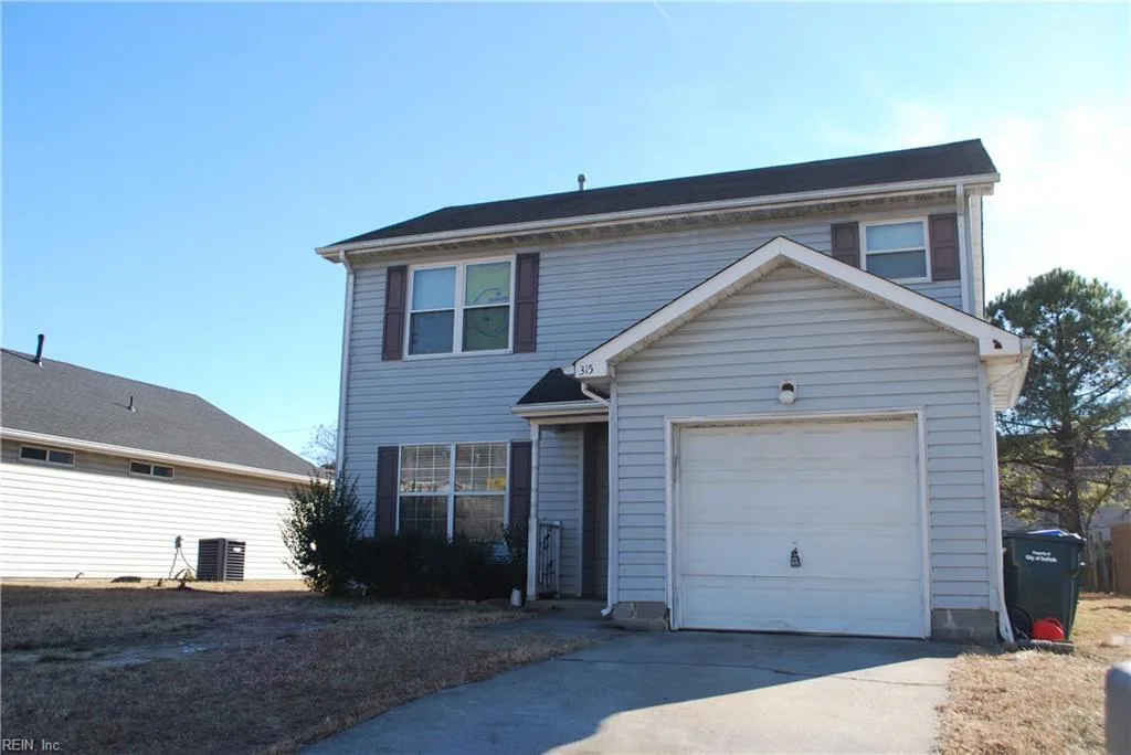 315 Greenfield Cres, Suffolk — photo