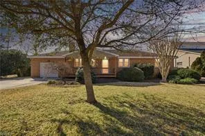 2233 Lynn Rd, Virginia Beach — photo