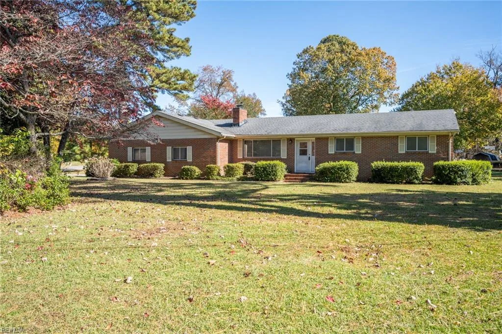2409 Twin Lake Rd, Virginia Beach — photo