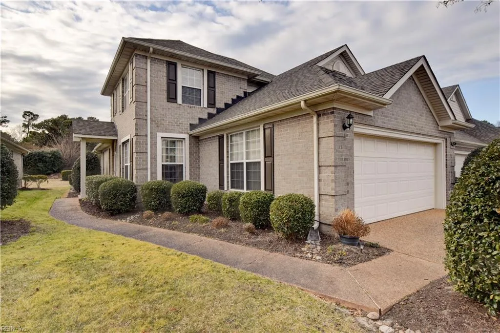 3012 Estates Ln, Portsmouth — photo