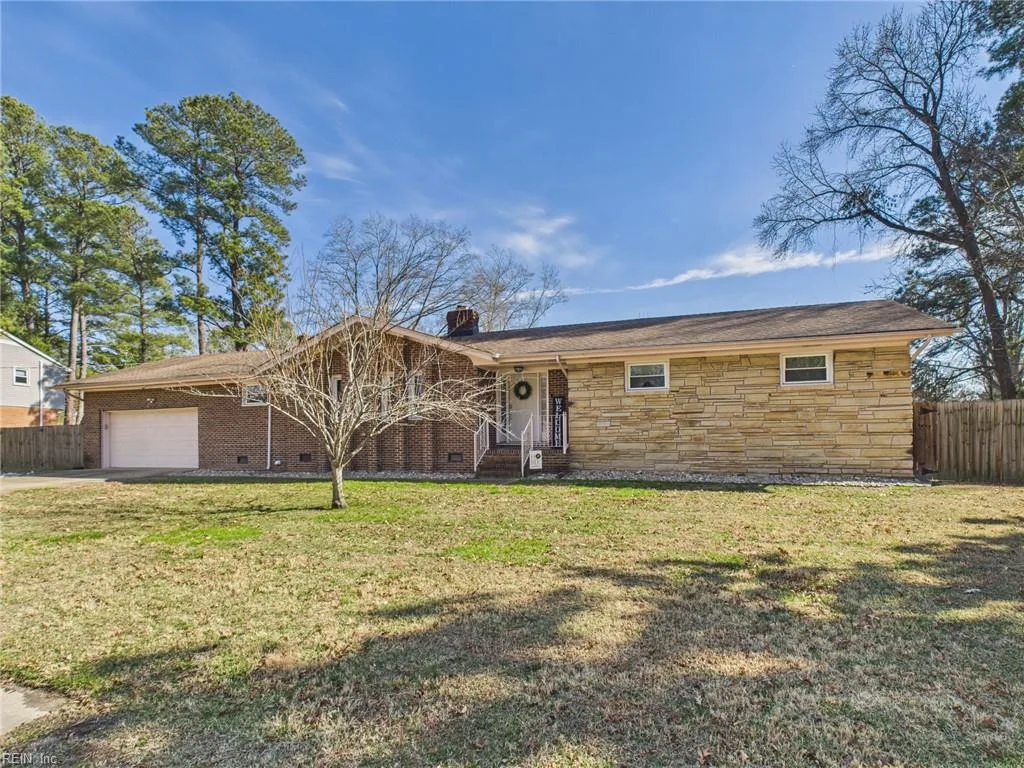 313 Mapleshore Dr, Chesapeake — photo