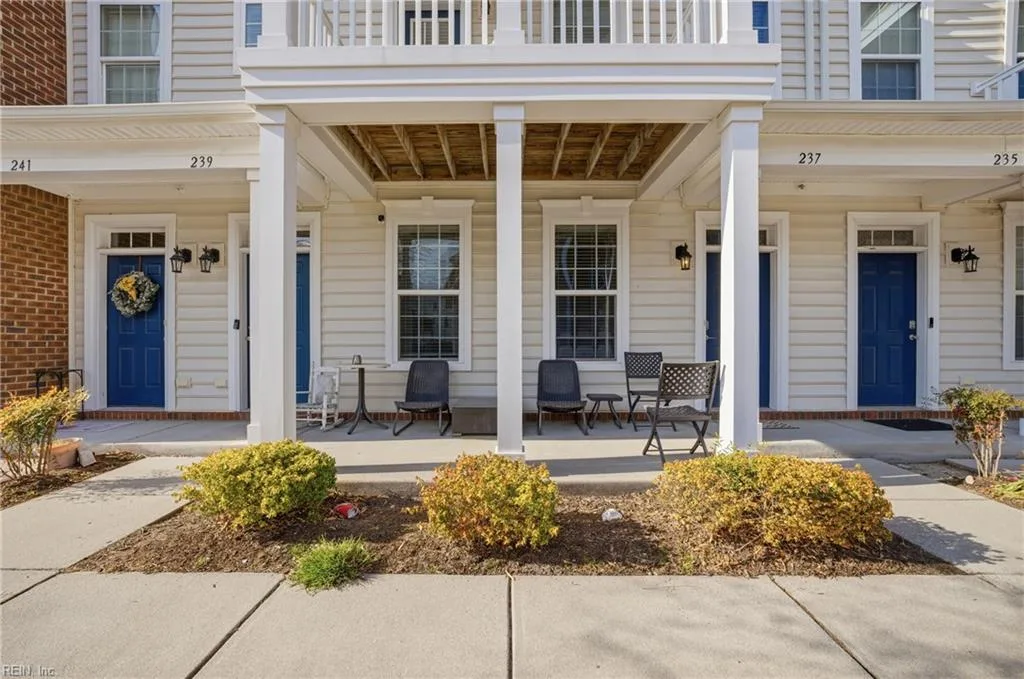 237 Breccia Ln, Virginia Beach — photo