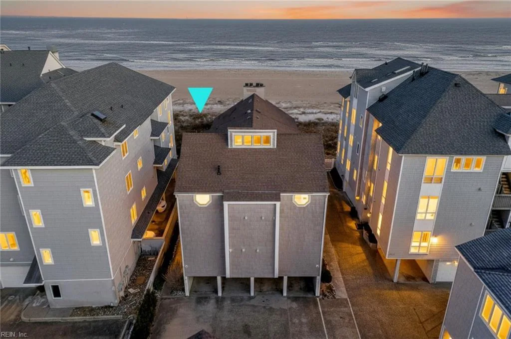 2319 Beach Castle LN, VIRGINIABEACH VA 23451