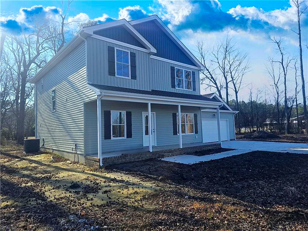 1370 Rountree Cres, Suffolk — photo