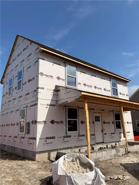 5 Barney PL, PORTSMOUTH VA 23702