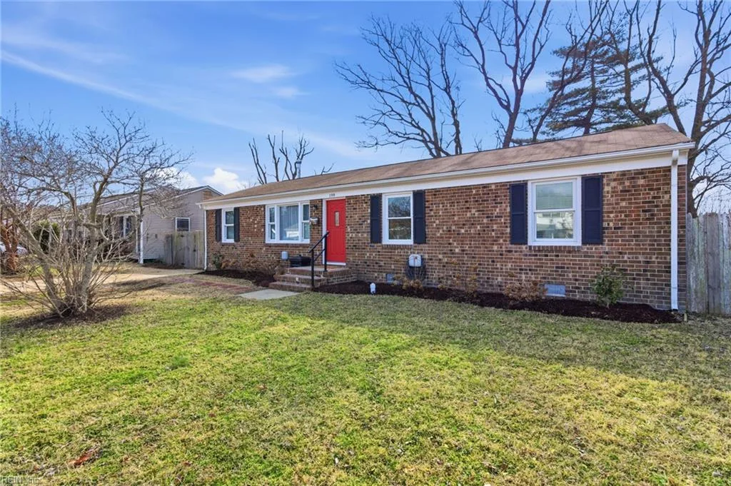199 Ridgewood Pw, Newport News — photo