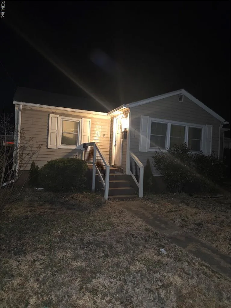 215 Wellons ST, SUFFOLK VA 23434