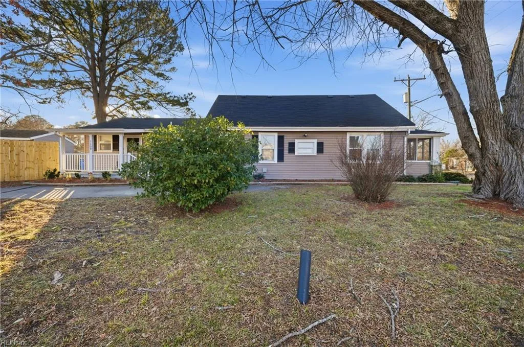 1109 Fentress Rd, Chesapeake — photo