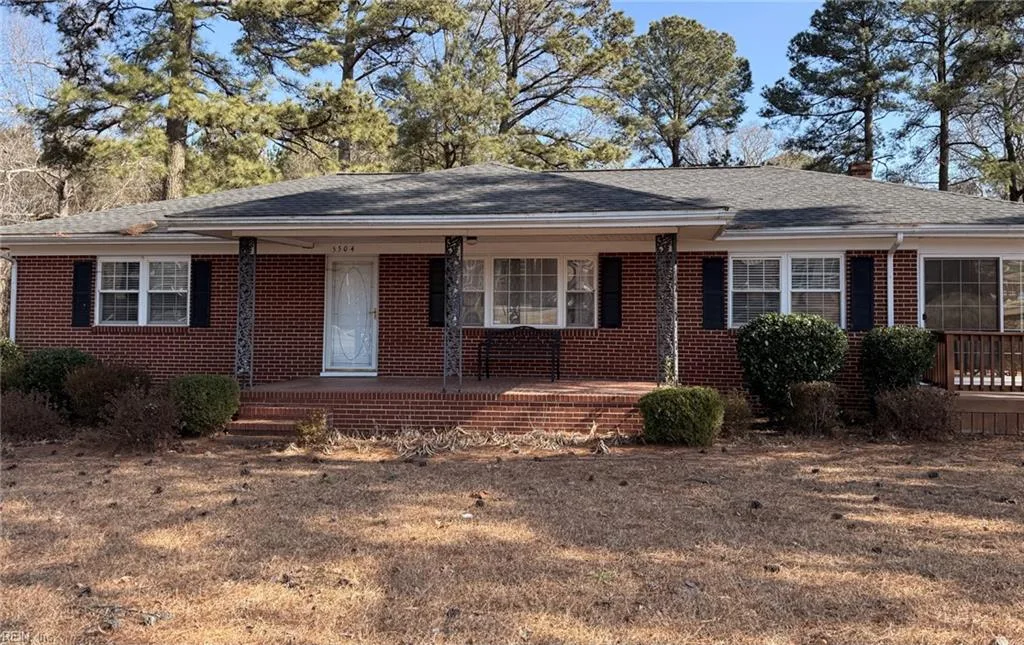 5504 Godwin BLVD, SUFFOLK VA 23434