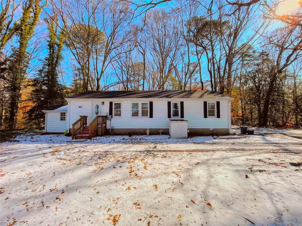 8064 Crittenden Rd, Suffolk — photo