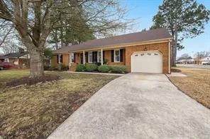901 Weeping Willow Dr, Chesapeake — photo