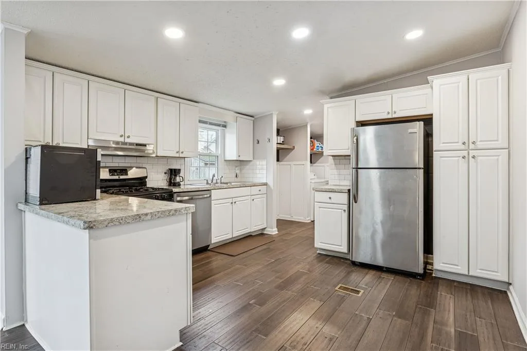 229 Burnetts WAY, SUFFOLK VA 23434