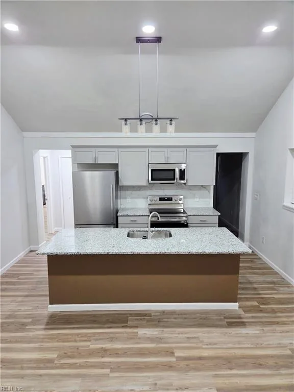 4801 Vick St, Portsmouth — photo