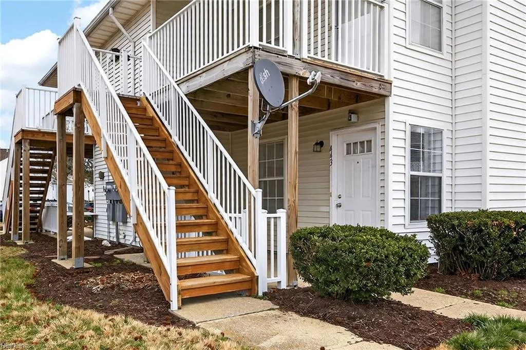 443 Shelter DR, VIRGINIABEACH VA 23462