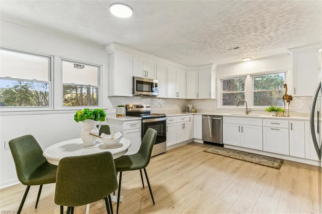 2225 Perrin Plantation Ln, Hayes — photo
