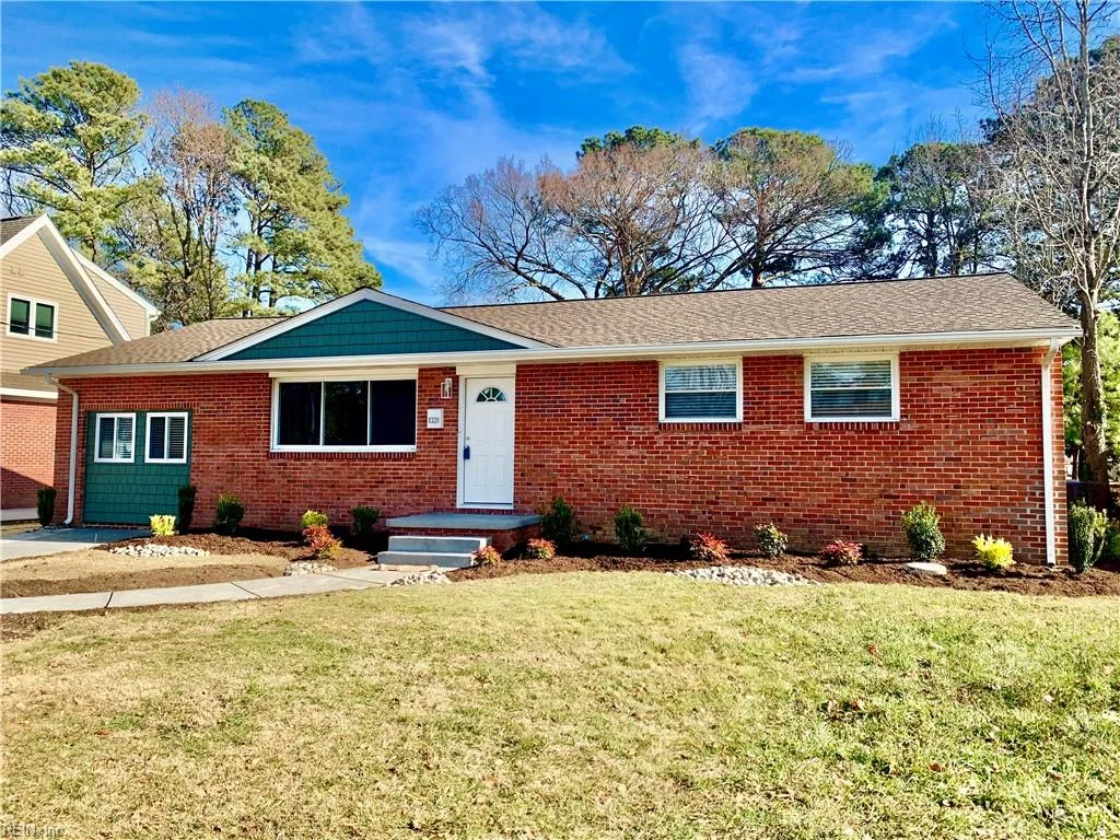 8320 Mona AVE, NORFOLK VA 23518